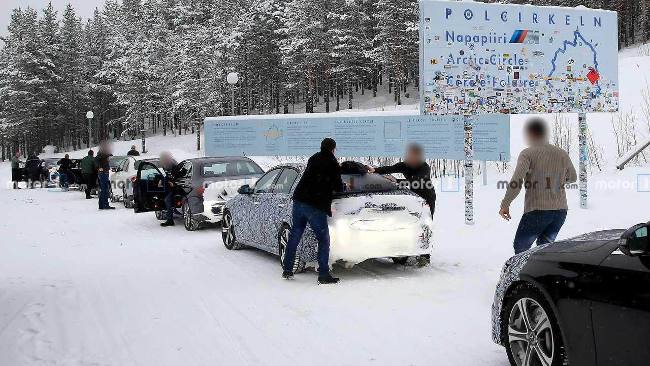 Mercedes C-Klasse Limousine (2021) Erlkönig
