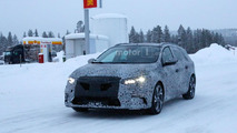 Renault Megane Estate spy photo