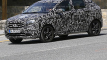 2016 Lada XRAY spy photo