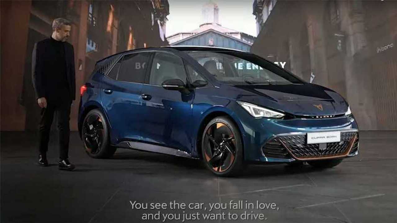 Cupra zeigt ein Video mit Jorge Diez, dem Designer des Born