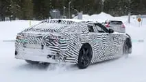 	
Jaguar Type 00 als Erlkönig