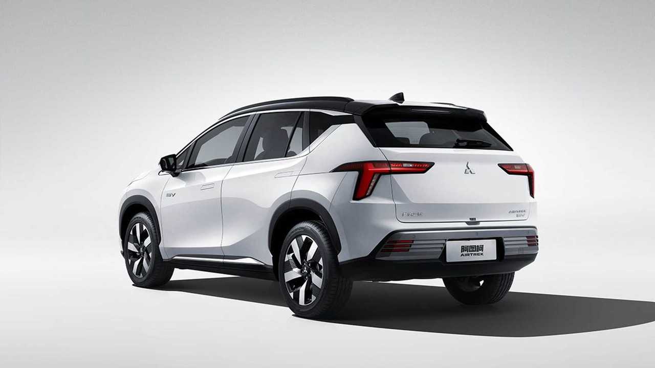 Mitsubishi Airtrek 2022
