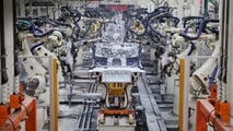 byd-rolled-off-its-7-millionth-new-energy-vehicle-denza-n7 (2)