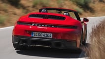 Porsche 911 Carrera Cabriolet (2024) put to the test