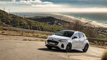 Mazda2 Hybrid 2024, primo contatto