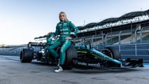 Jessica Hawkins, pilote d'essai de l'Aston Martin F1