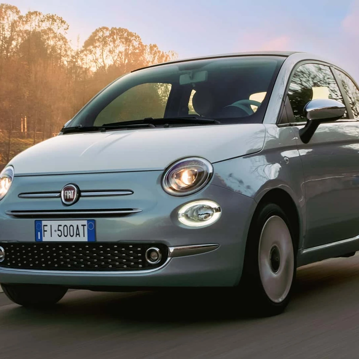 FIAT 500 e プルバックカー8セット Fiat 500 sai de linha na Europa e passa a ser produzido na África