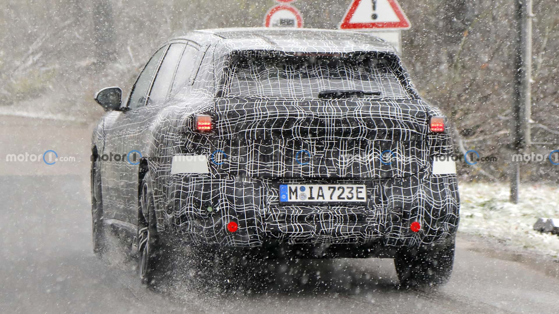 2025-bmw-ix3-spy-photo.jpg