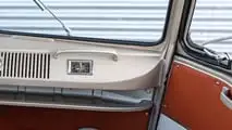 VW Kombi Samba 1966 convertida