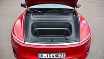 Desempenho do Tesla Model Y (2025) em teste