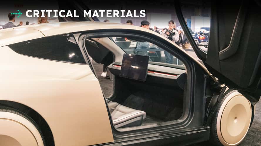 Il Tesla Cybercab arriverà tra otto mesi, senza volante né pedali