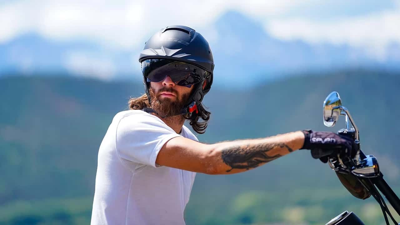 ls2 rebellion helmet