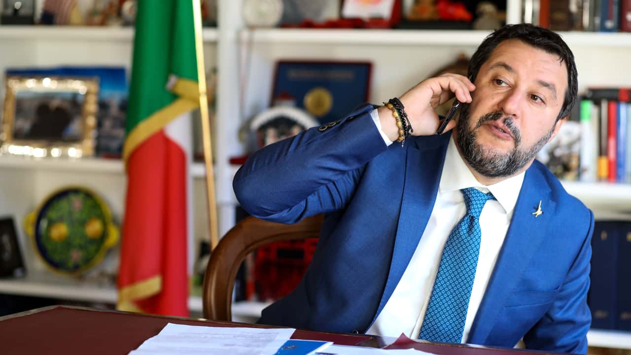 Salvini chiama Musk per far correre la guida assistita Tesla in Europa