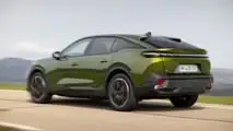 Peugeot E-408 (2026), la prova su strada di Motor1.com