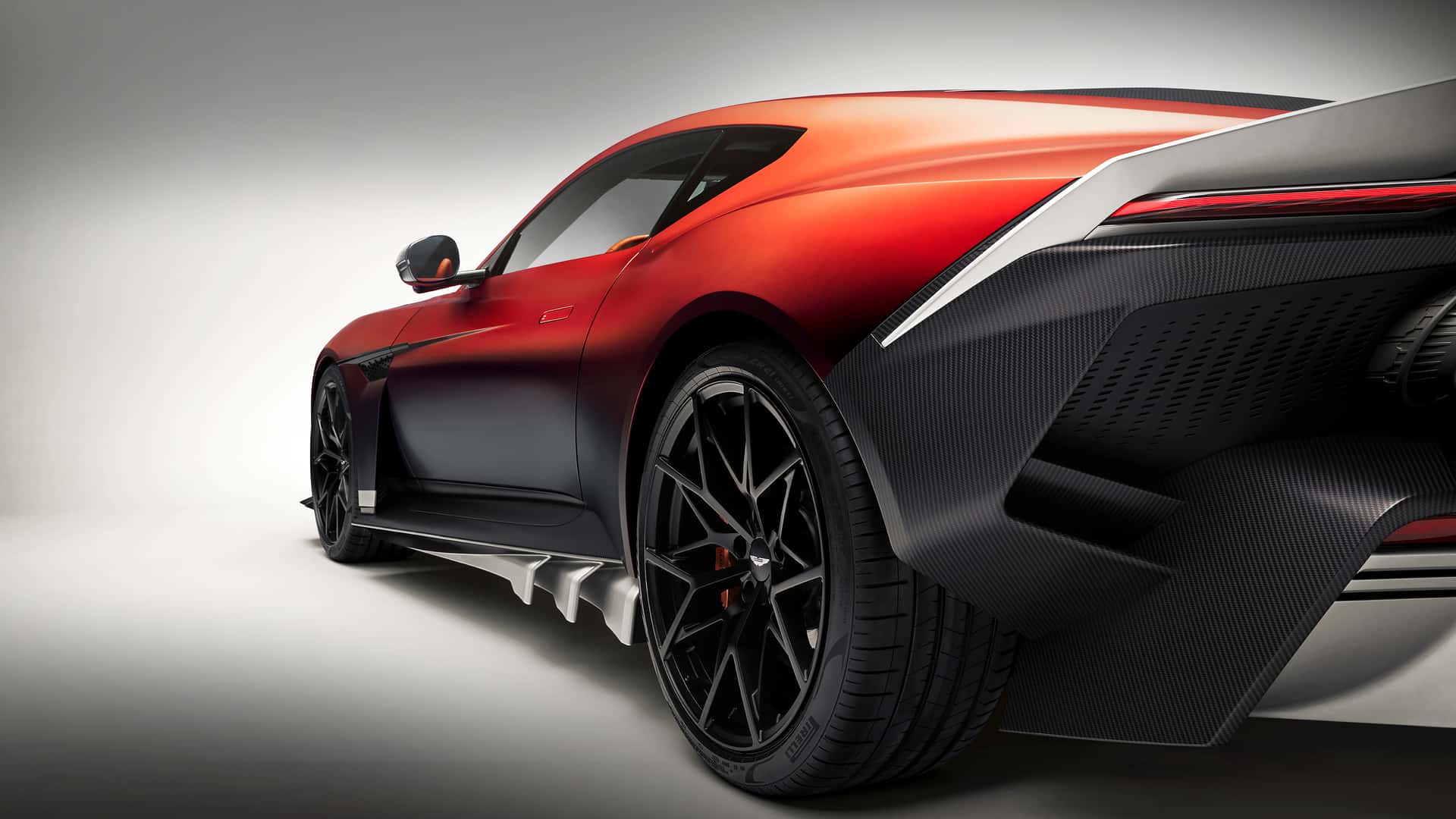 Aston martin valen (2026)