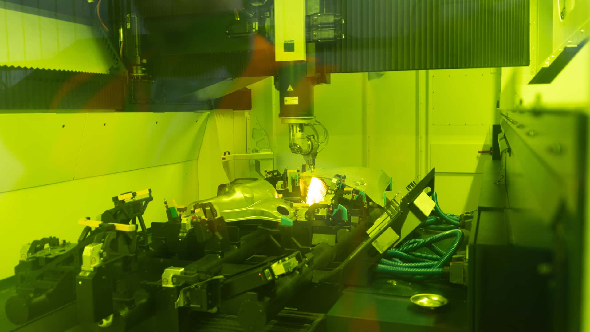 https://cdn.motor1.com/images/mgl/bgPxKn/s1/toyota-uk-production.jpg
