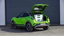  Opel Mokka-e professionale con kit Bott