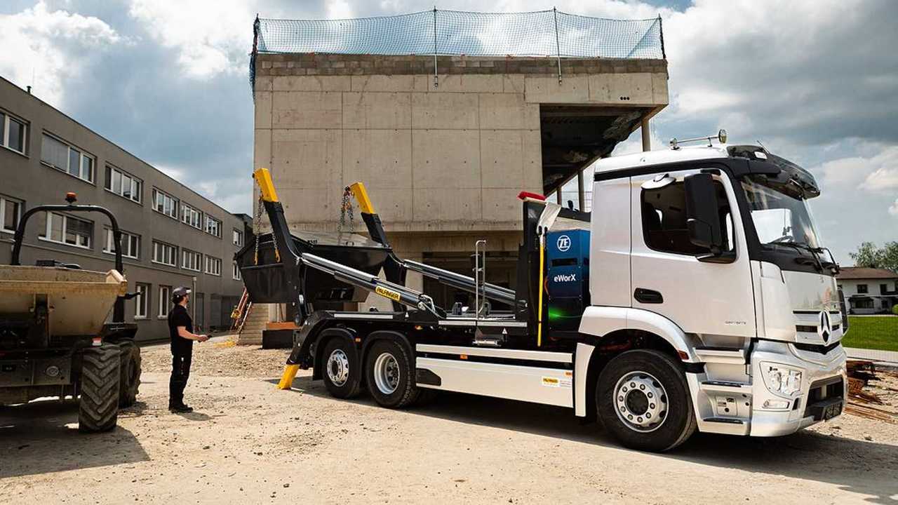 I camion Mercedes-Benz a IFAT 2022