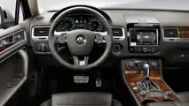 Volkswagen Touareg II Hybrid 2010, interni