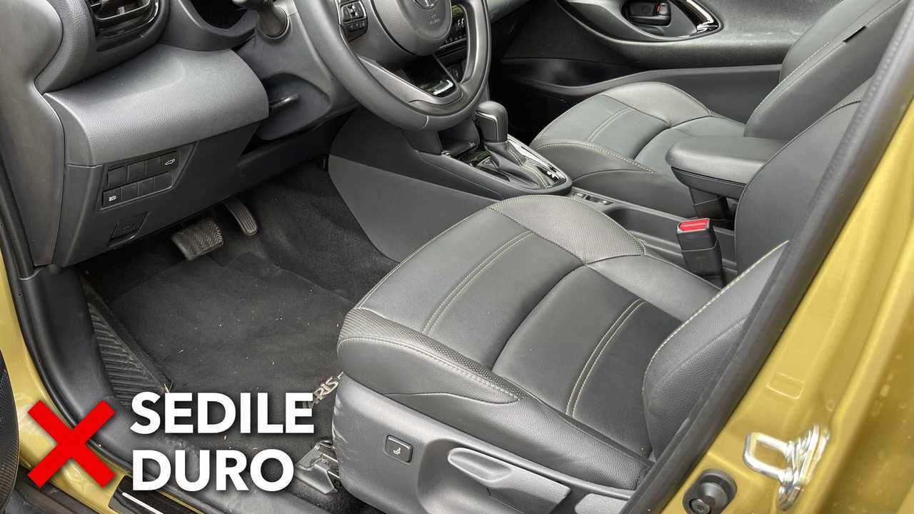 Toyota Yaris Cross contro