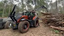 Valtra T235 V e Kesla 316 T Studio Unlimited