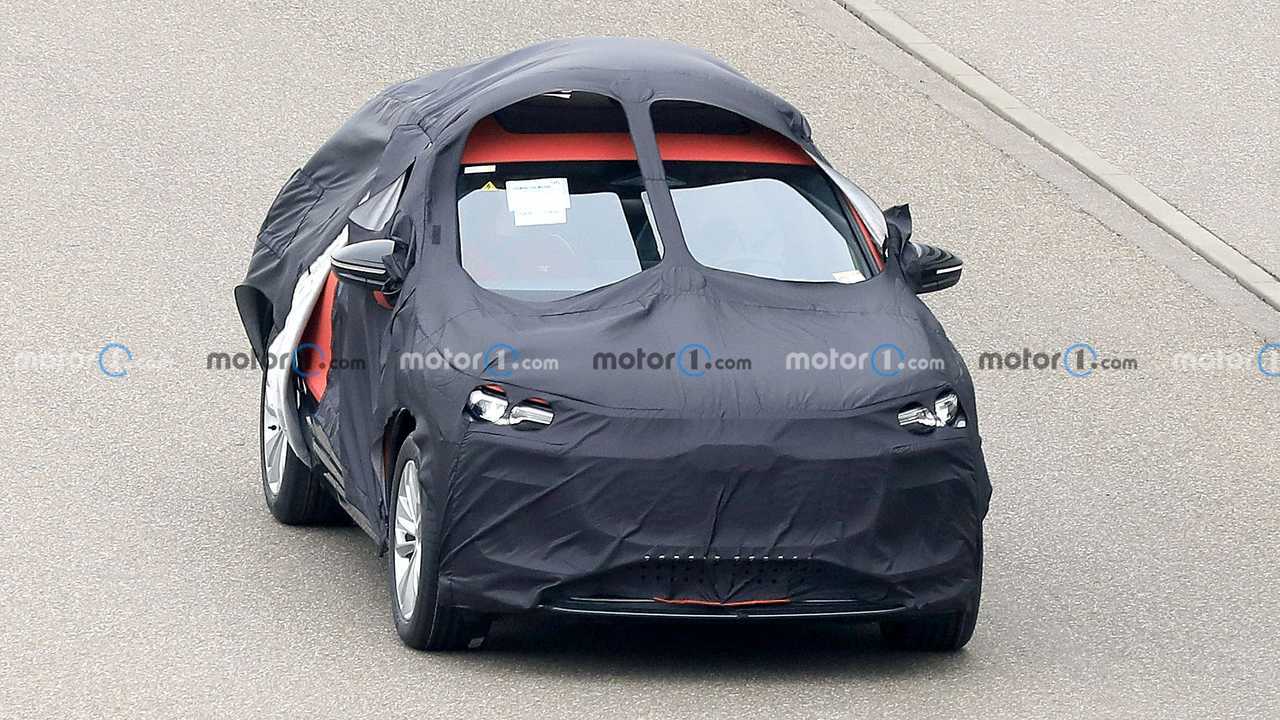 Audi Q6 e-tron Sportback, le prime foto spia