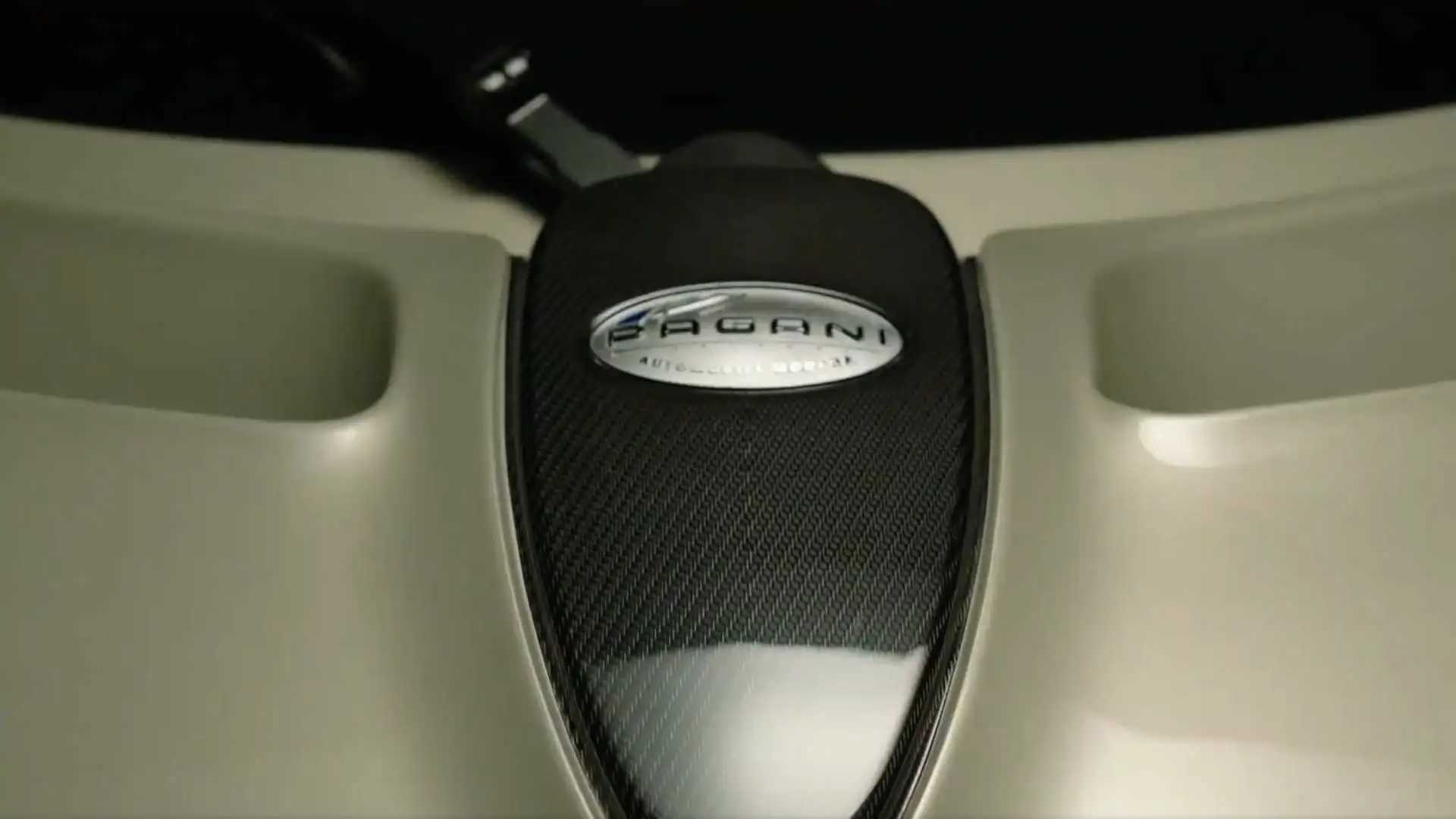 pagani-c10-teaser.jpg