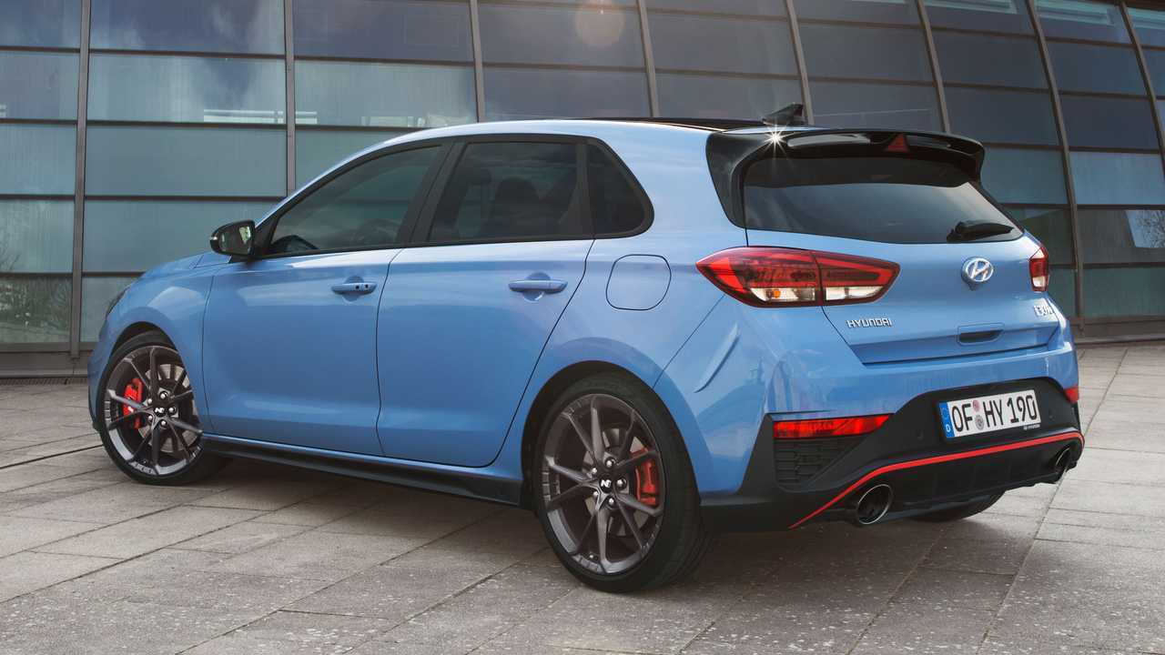 Hyundai i30 N (2021): DAs Heck mit Dachspoiler