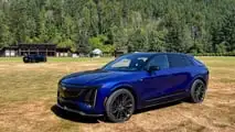 Primeira viagem do Cadillac Lyriq-V em 2026.