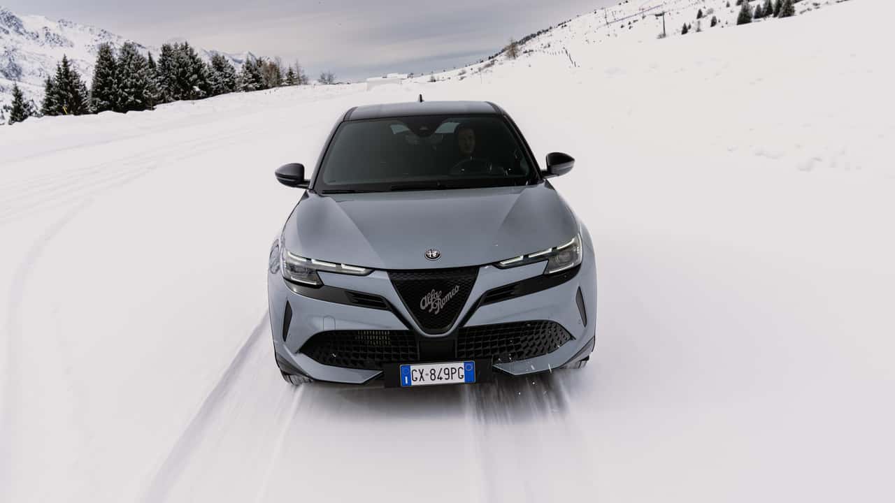 Alfa Romeo Junior Ibrida Q4 2025