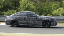 BMW M5 (G90) Facelift im Stil der Neuen Klasse als Erlkönig