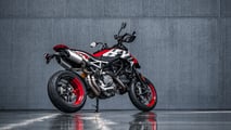 Ducati-Hypermotard-950-RVE-MY24-overview-gallery-1920x1080-05