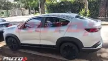 Flagra: Fiat Fastback com teto solar (Auto+)