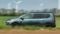 Dacia Jogger Camping (2023) in prova