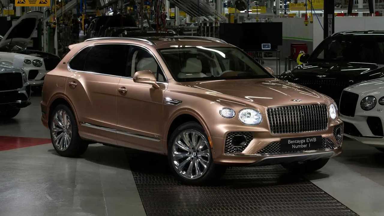 Uzun Aks Aralıklı Bentley Bentayga