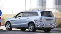 2016 Mercedes-Benz GLS spy photo