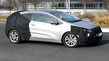 Kia pro_cee'd facelift spy photo