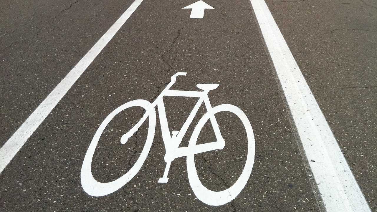 Corsia ciclabile