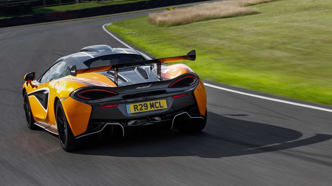 2020 McLaren 620R rear dynamic