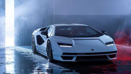 lamborghini countach debuted