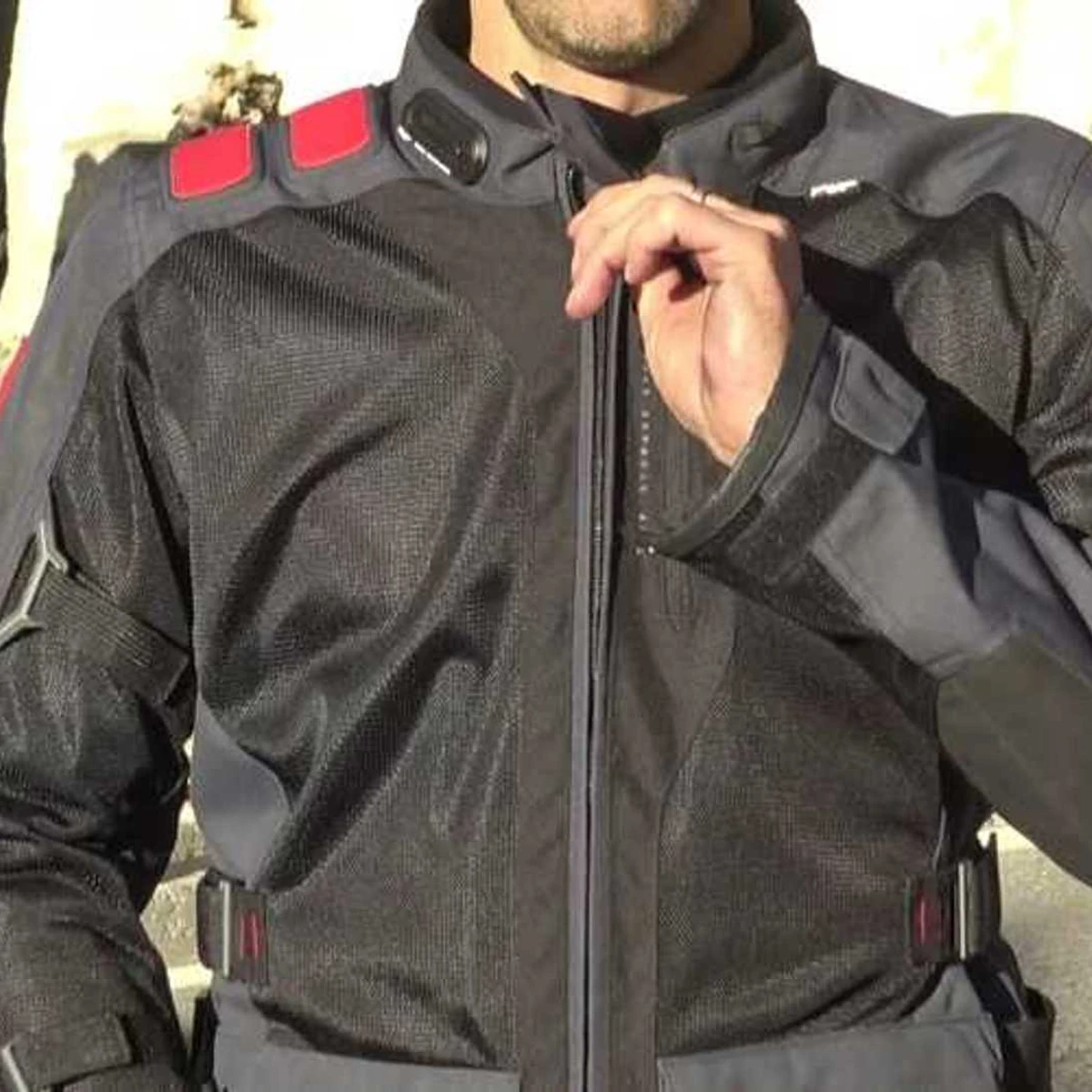 Tucano Urbano's New T.ur J-Four Jacket Is Ready For Adventure
