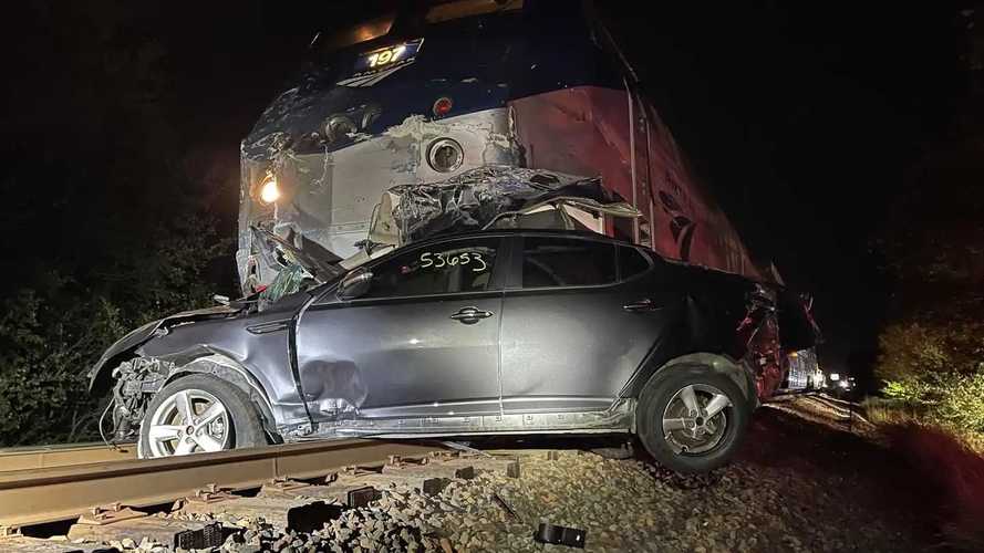 See Train Crash Into Semi Loaded With Cars On Oklahoma Crossing