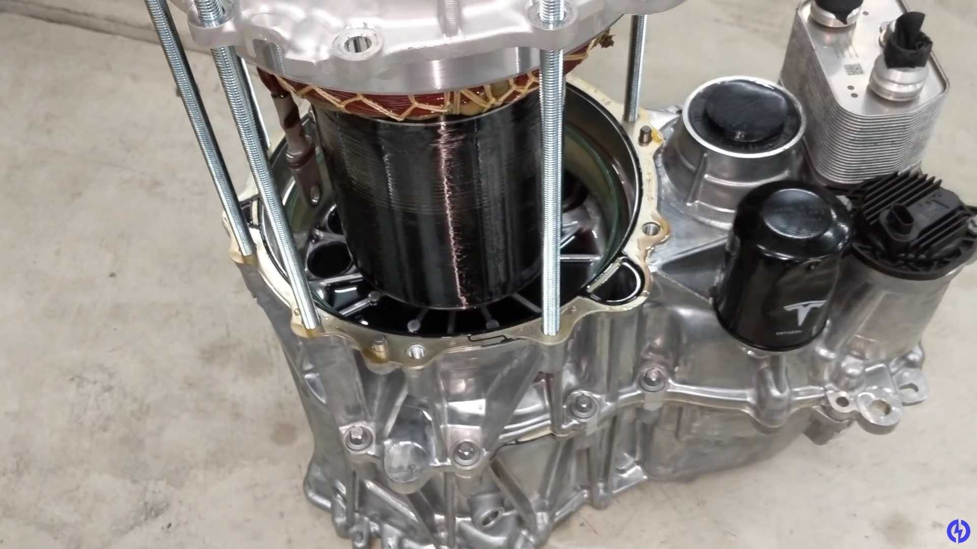 Watch Dissection Of Tesla Model S Plaid Front Drive Unit