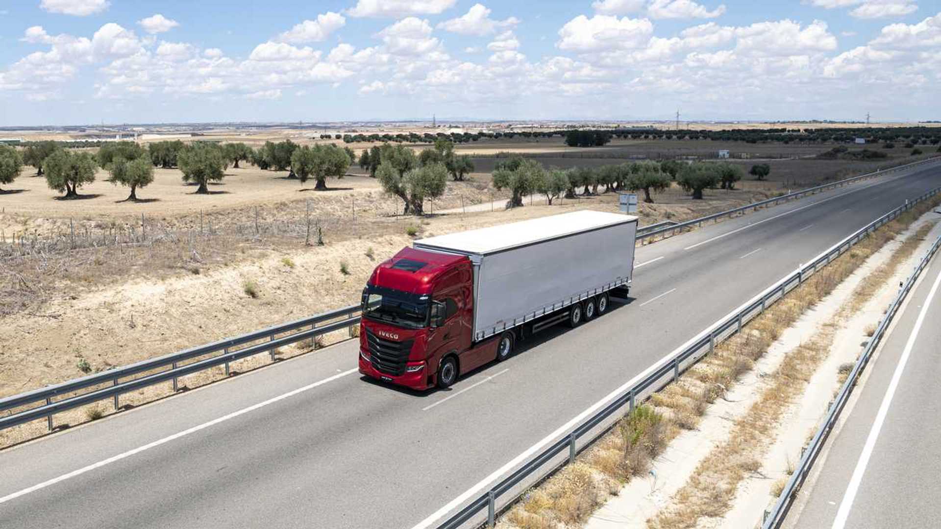 Camion, ecco il calendario dei divieti di circolazione 2020