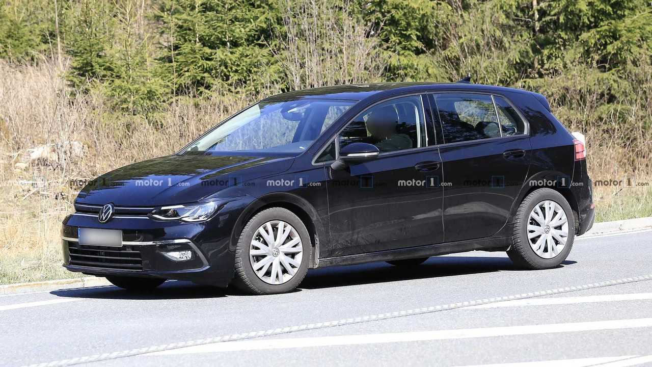 2020 VW Golf шпионское фото