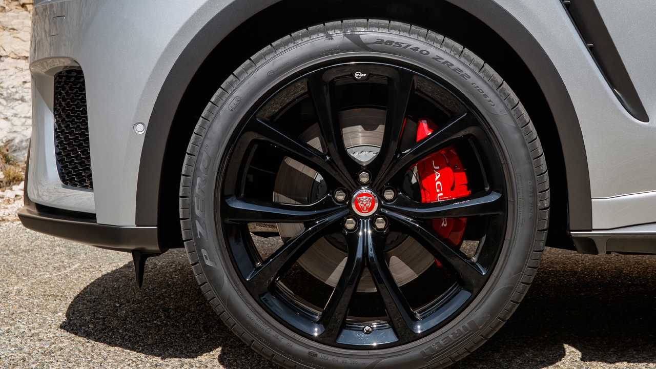 Jaguar F-Pace SVR