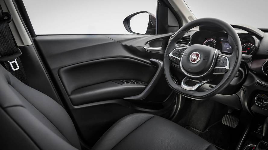 Comparativo Fiat Cronos x VW Virtus x Honda City