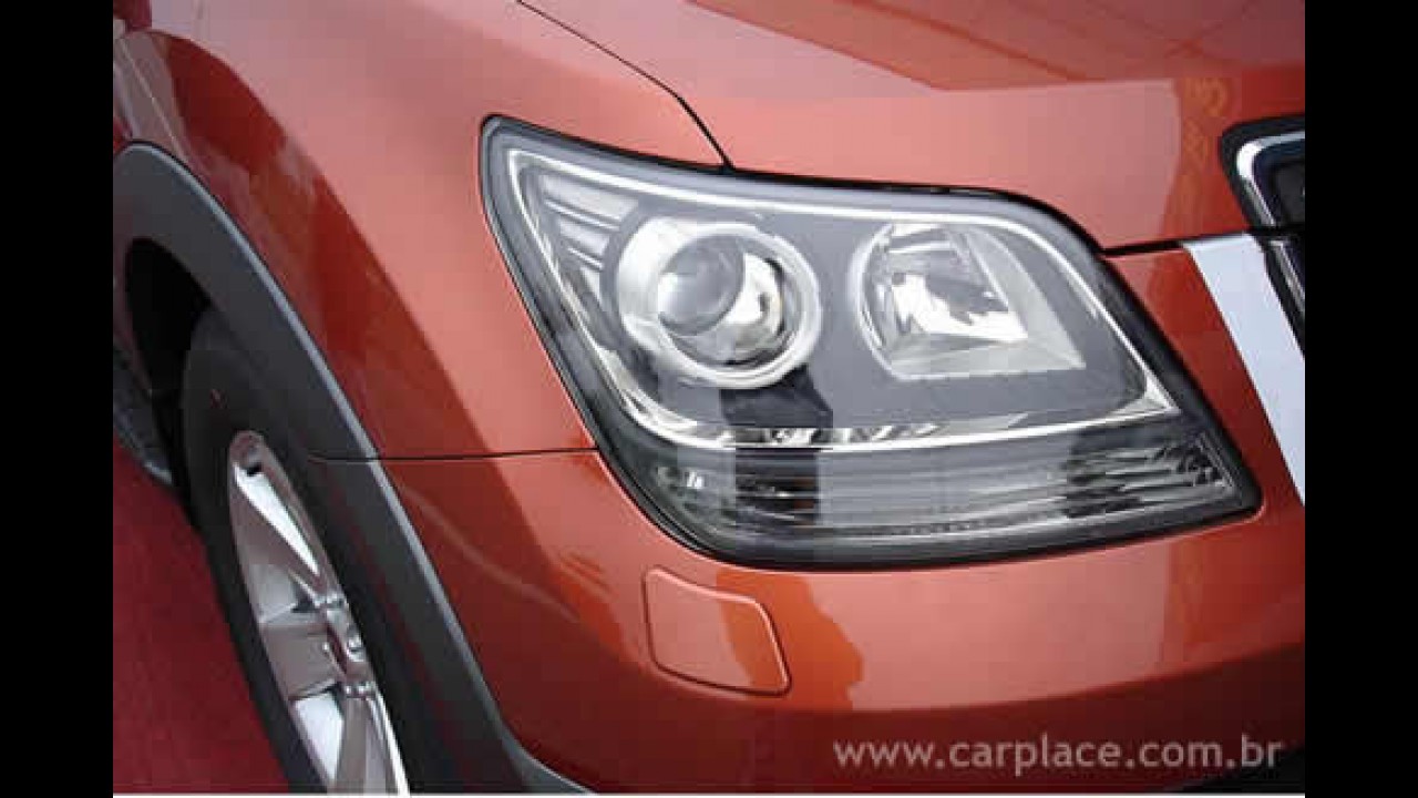 Novas fotos do Kia Borrego 2009 revelam detalhes internos do SUV
