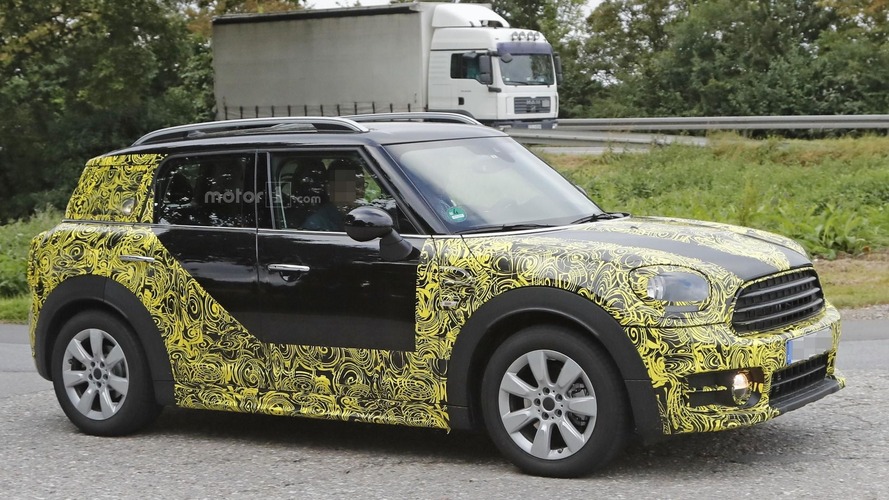 2017 Mini Countryman spy photo