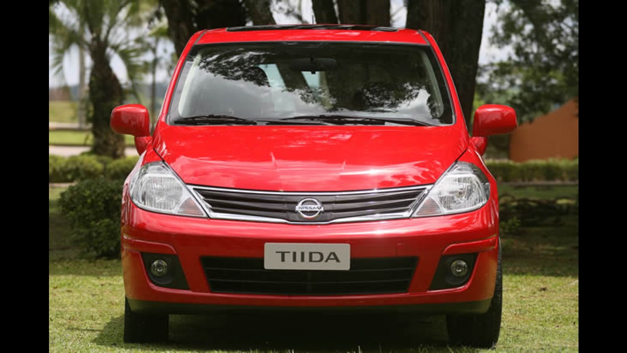 Nissan Tiida 2010 chega com leves mudanças visuais e novos itens por R$ 48.990 - Veja fotos